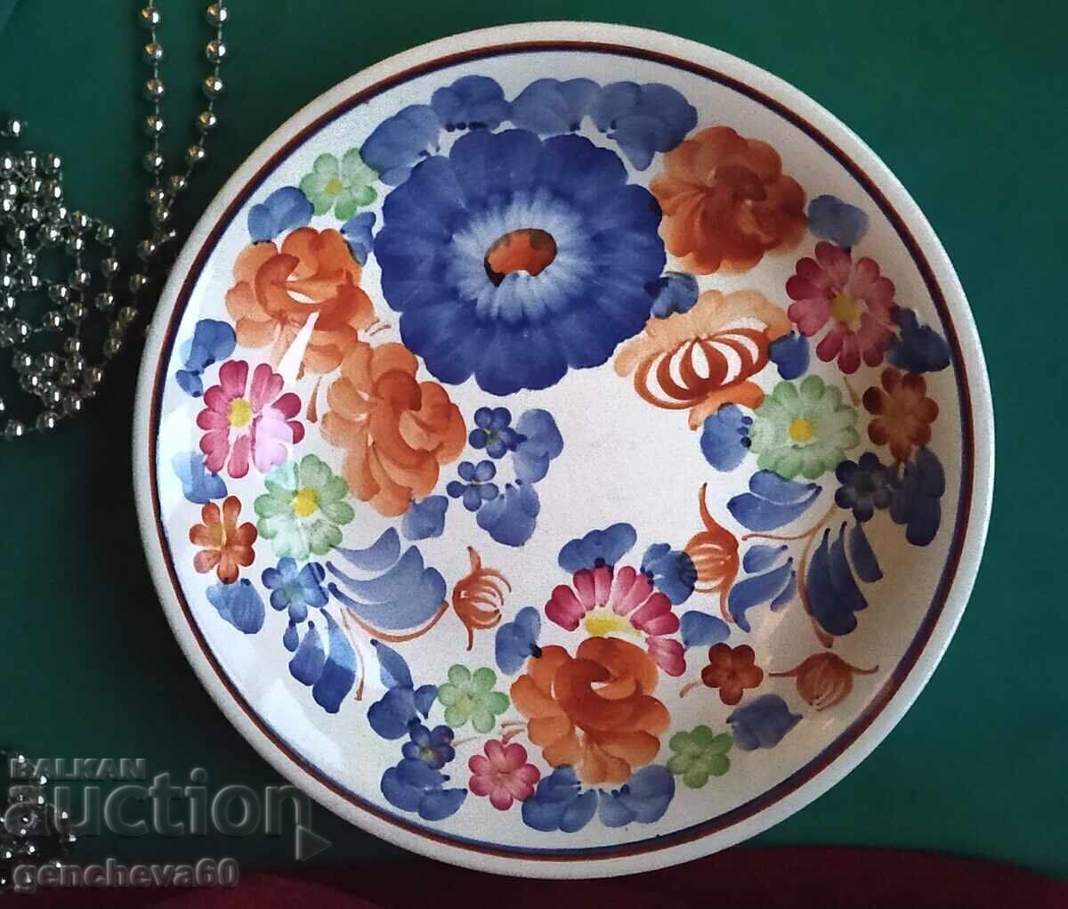 Collectible wall plate faience - markings - 7