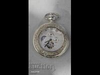 POCKET WATCH DOES NOT WORK ROW B Z C !!!