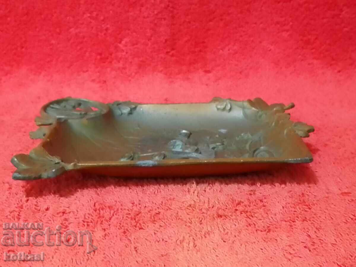 Παράδοση Παλιό μεταλλικό σημάδι Επαγγελματική κάρτα αυτοκινήτου αυτοκινήτου πουλιά