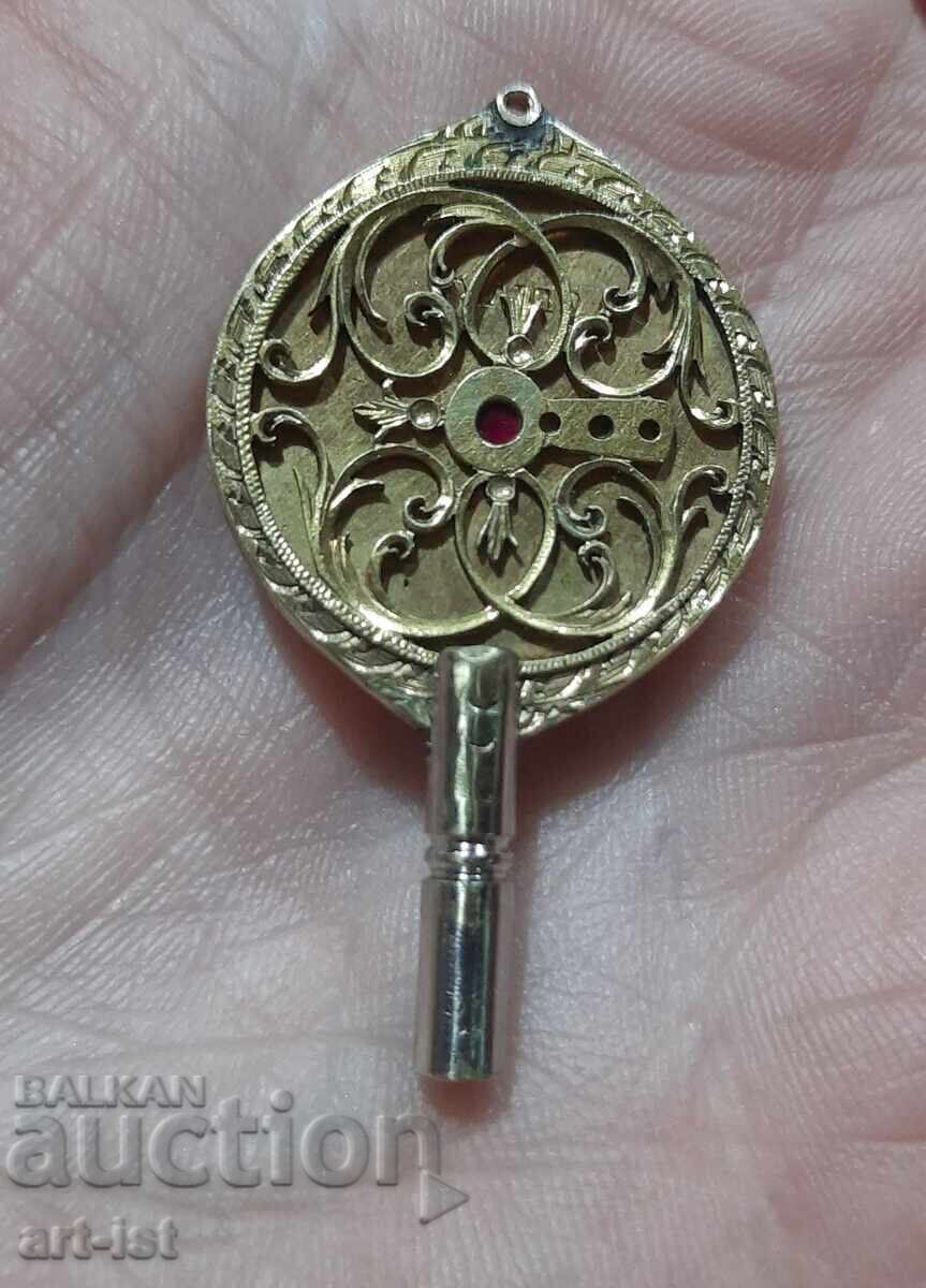 Handmade key for a pocket watch from a Basque Priory with price 60.00 BGN | € 30.68