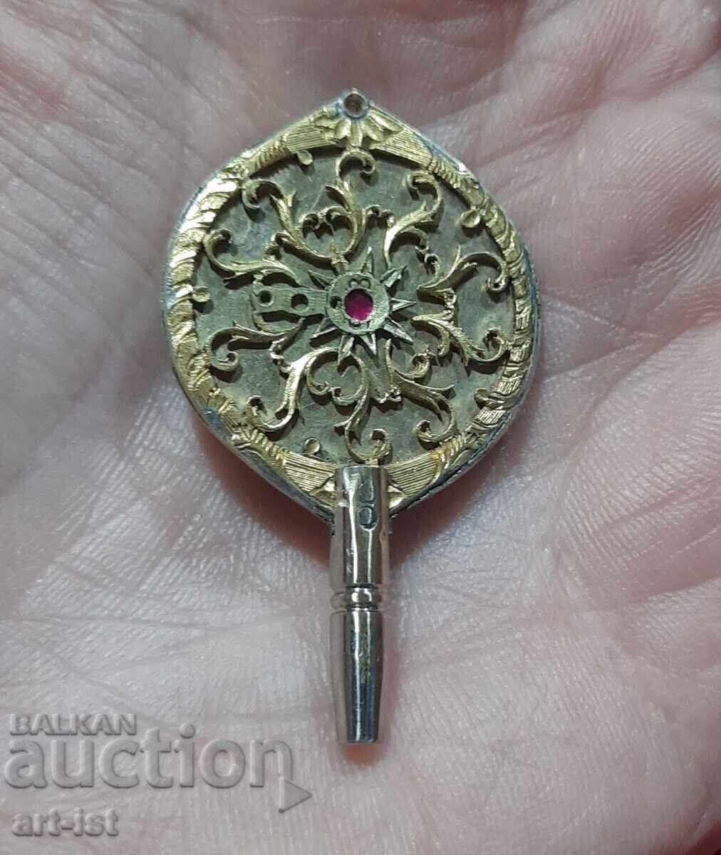 Cheie pentru ceas de buzunar pentru Priory Basc realizată manual cu preț 60.00 BGN | € 30.68 Cheie pentru ceas de buzunar pentru Priory Basc realizată manual cu preț 60.00 BGN | € 30.68