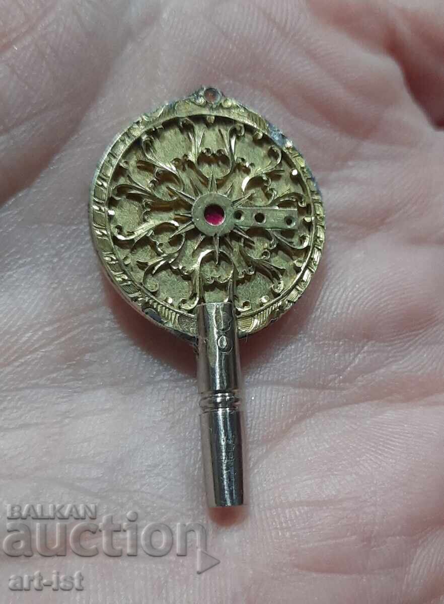 Cheie pentru ceas de buzunar pentru Priory Basc realizată manual Cheie pentru ceas de buzunar pentru Priory Basc realizată manual