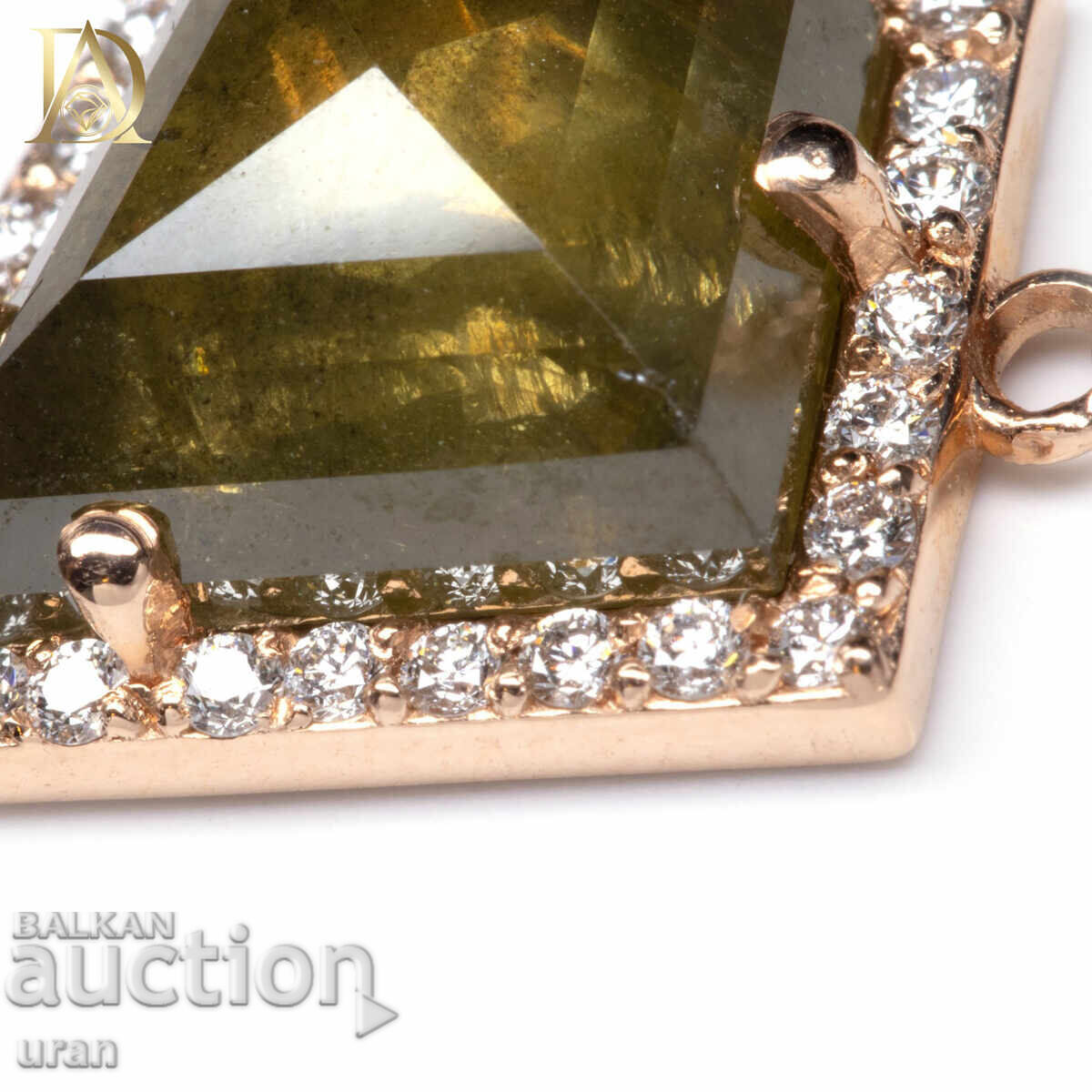 Auction New Gold Necklace with 3.70ct Natural Diamond and 0.25ct Diamond Auction New Gold Necklace with 3.70ct Natural Diamond and 0.25ct Diamond