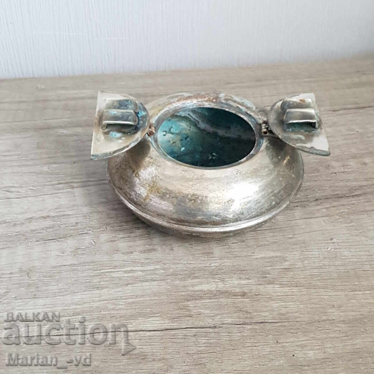 Delivery of Old silver-plated ashtray Delivery of Old silver-plated ashtray