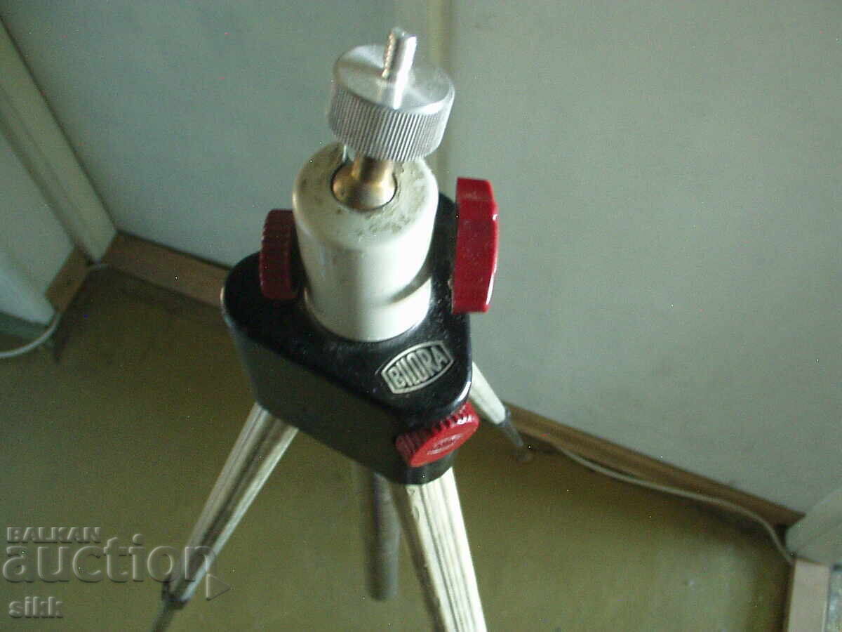 trepied "Bilora" cu preț 50.00 BGN | € 25.56 trepied "Bilora" cu preț 50.00 BGN | € 25.56