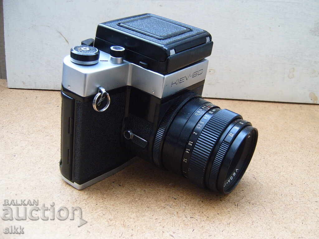 фотоапарат Киев 6С с цена 600.00 лв. | € 306.78 фотоапарат Киев 6С с цена 600.00 лв. | € 306.78