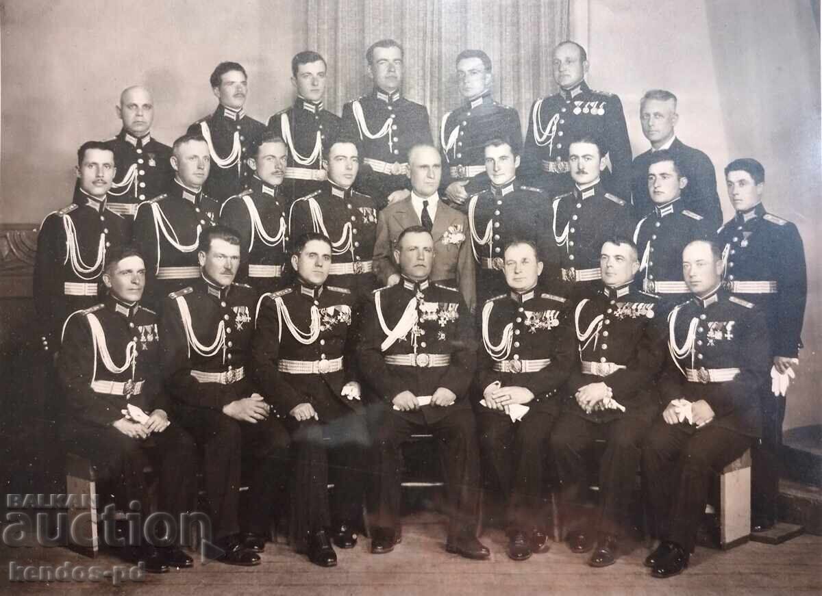 Old military photo, framed, officers, medals. with price 46.90 BGN | € 23.98 Old military photo, framed, officers, medals. with price 46.90 BGN | € 23.98