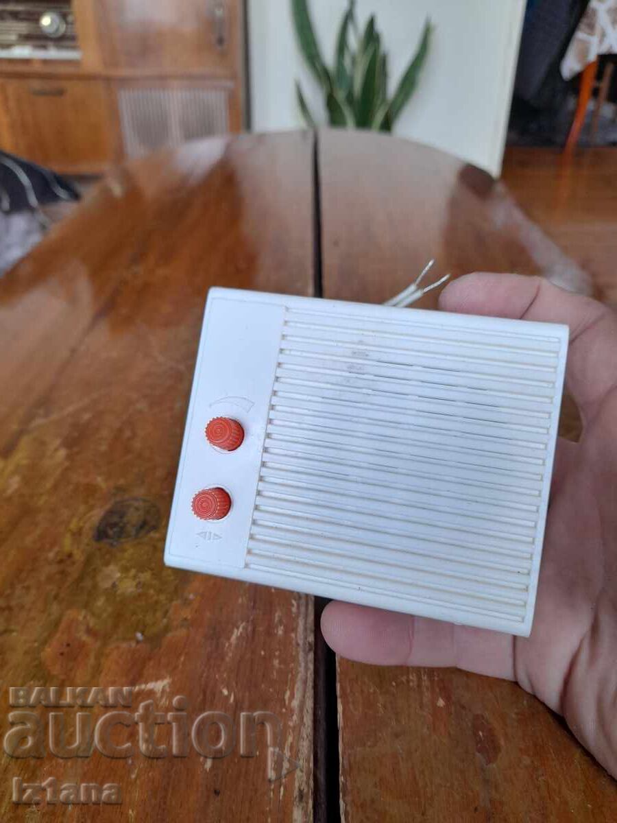 Old electric bell with price 32.00 BGN | € 16.36 Old electric bell with price 32.00 BGN | € 16.36