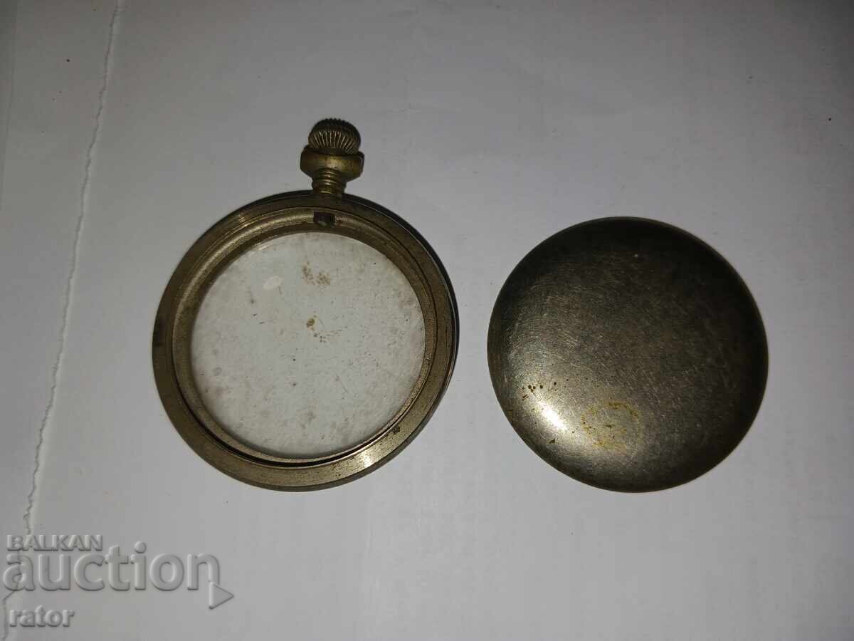 Case with covers for an old pocket watch with price 15.00 BGN | € 7.67 Case with covers for an old pocket watch with price 15.00 BGN | € 7.67