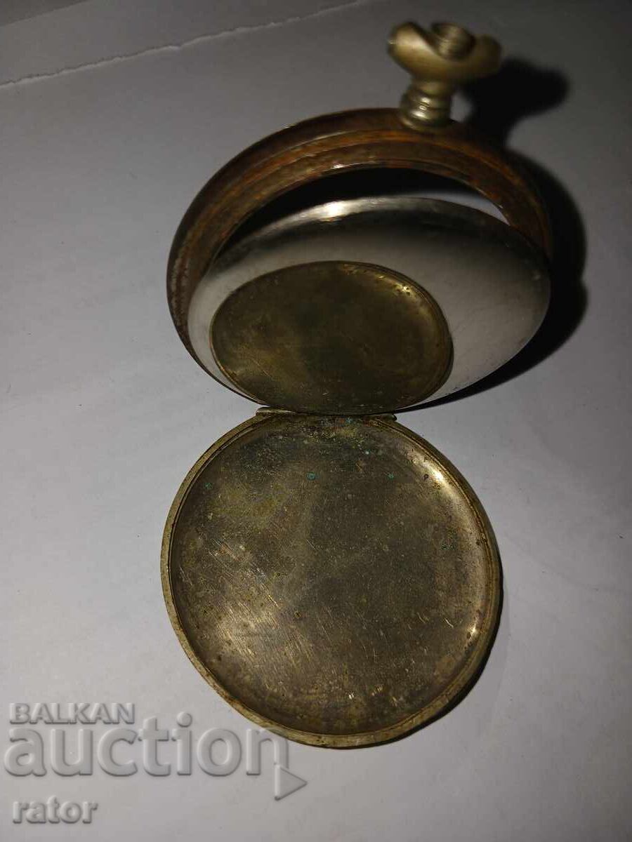 Case with covers for an old pocket watch with price 12.00 BGN | € 6.14 Case with covers for an old pocket watch with price 12.00 BGN | € 6.14