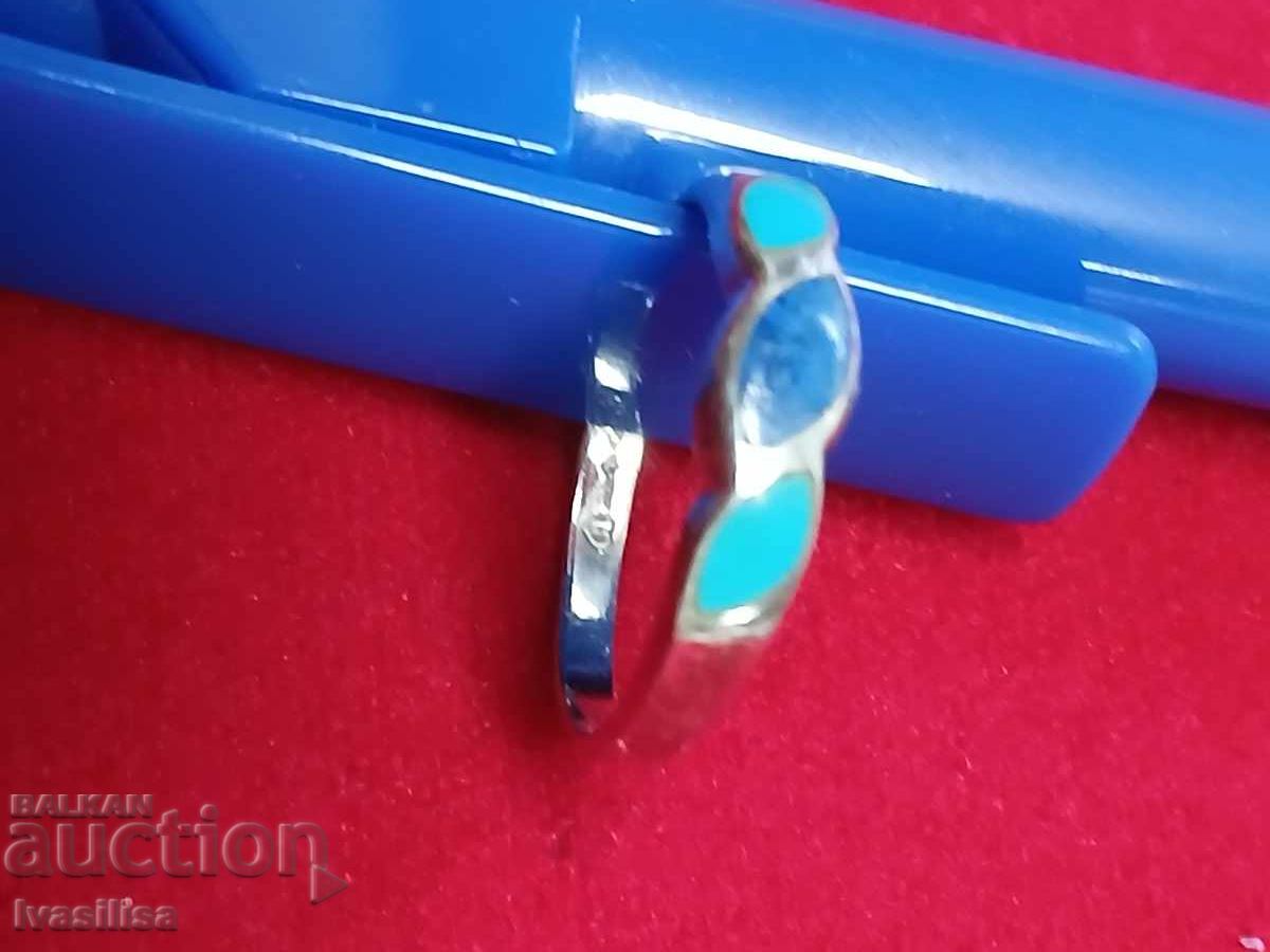 Δημοπρασία Ασημένιο γυναικείο δαχτυλίδι Δημοπρασία Ασημένιο γυναικείο δαχτυλίδι