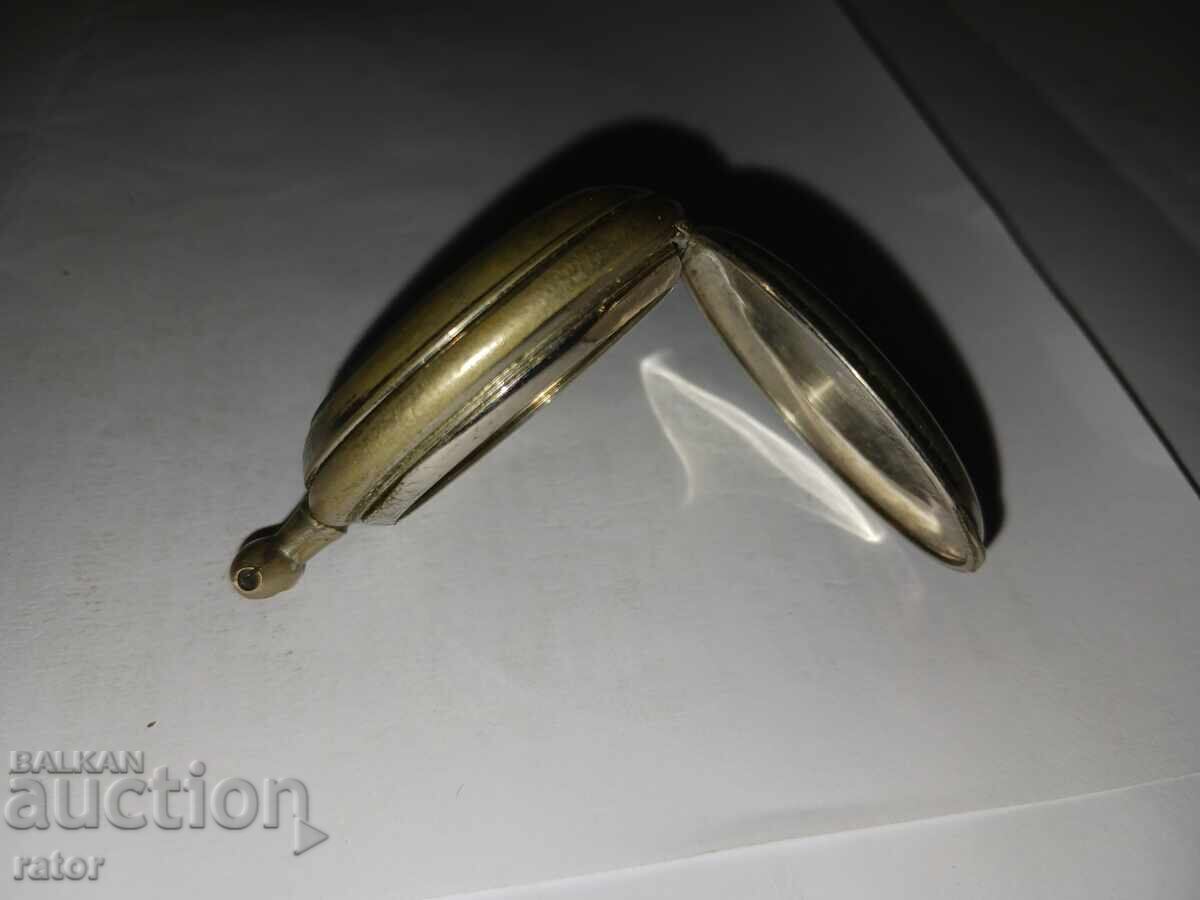 Case with covers for an old pocket watch with price 15.00 BGN | € 7.67 Case with covers for an old pocket watch with price 15.00 BGN | € 7.67