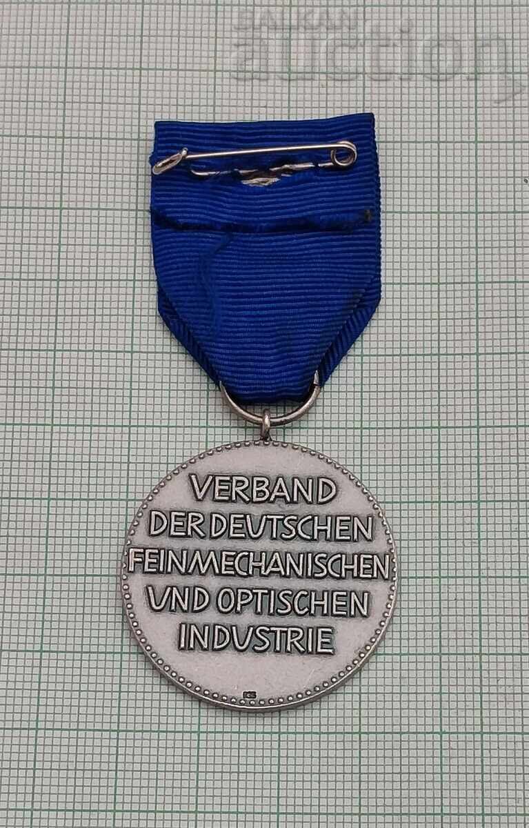 OPTICS MECHANICS GERMANY MEDAL SILVER 25g. EXCELLENT WORK with price 58.00 BGN | € 29.65 OPTICS MECHANICS GERMANY MEDAL SILVER 25g. EXCELLENT WORK with price 58.00 BGN | € 29.65