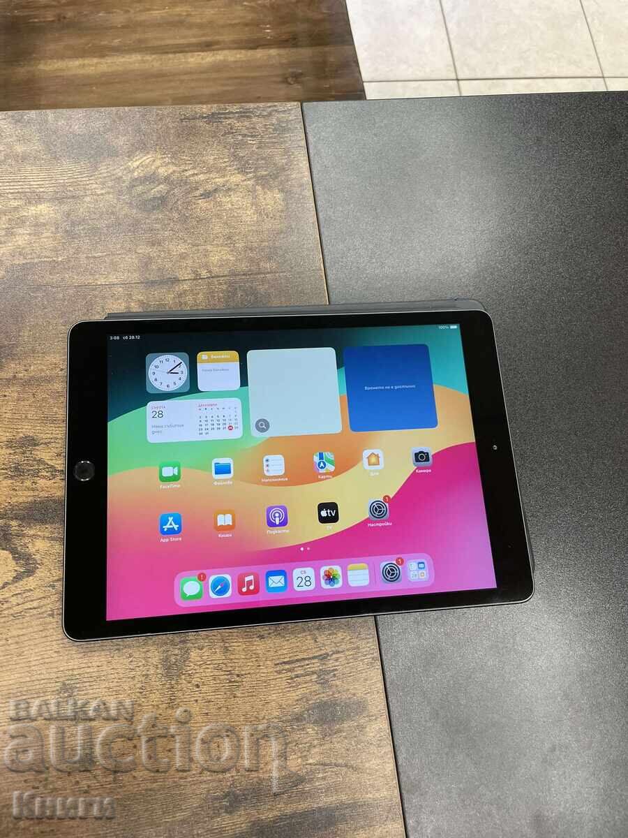 Apple iPad 8 32GB tablet