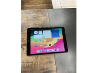 Apple iPad 8 32GB tablet