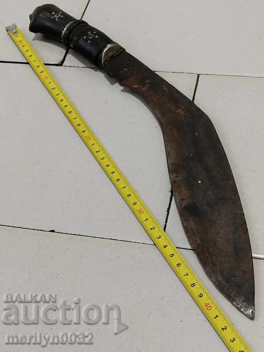 Auction Old forged kukri knife without scabbard, mahera blade Auction Old forged kukri knife without scabbard, mahera blade