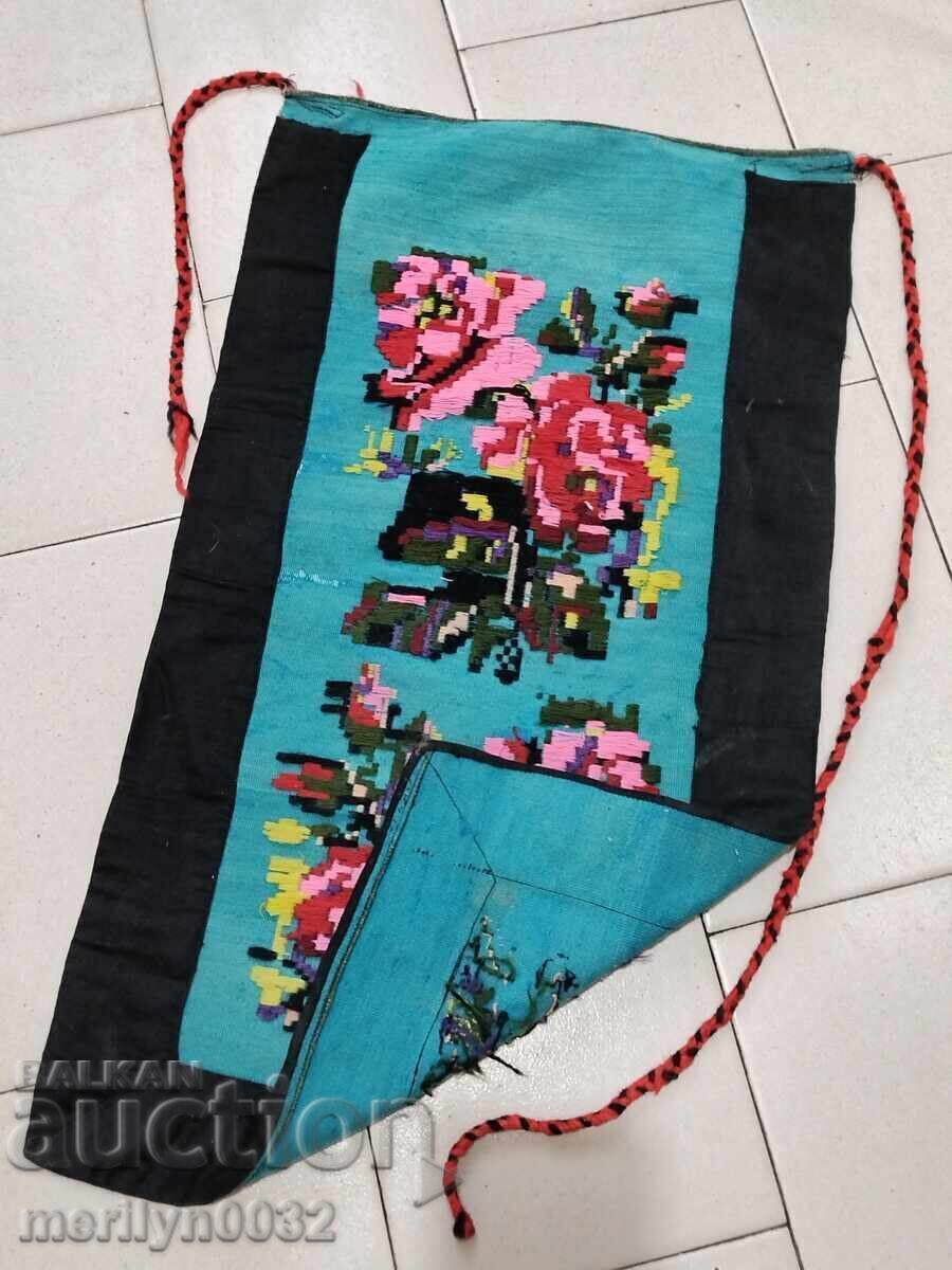 Licitație Șorț vechi țesut, brodat și brodat, costum, sukman