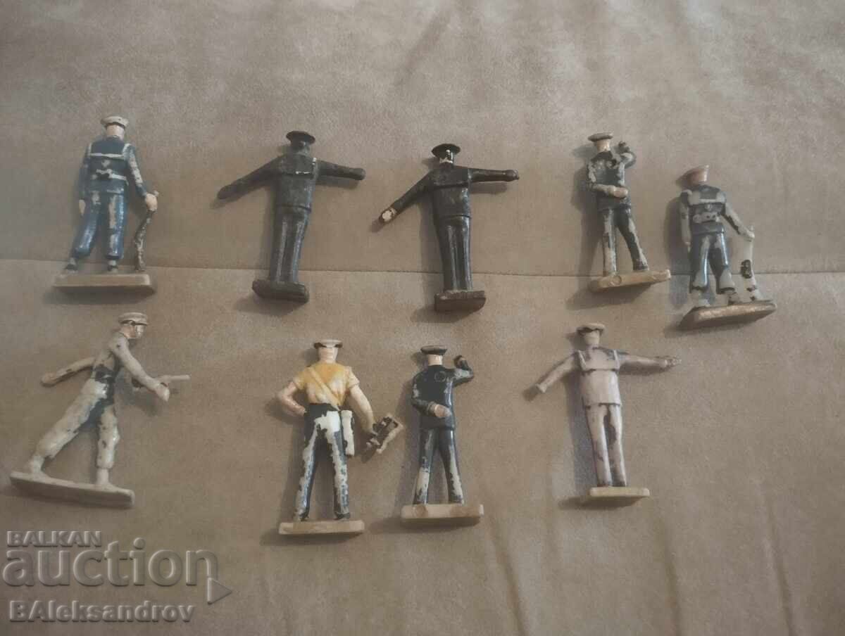 Lot of hand-painted sailors - 6 Lot of hand-painted sailors - 6