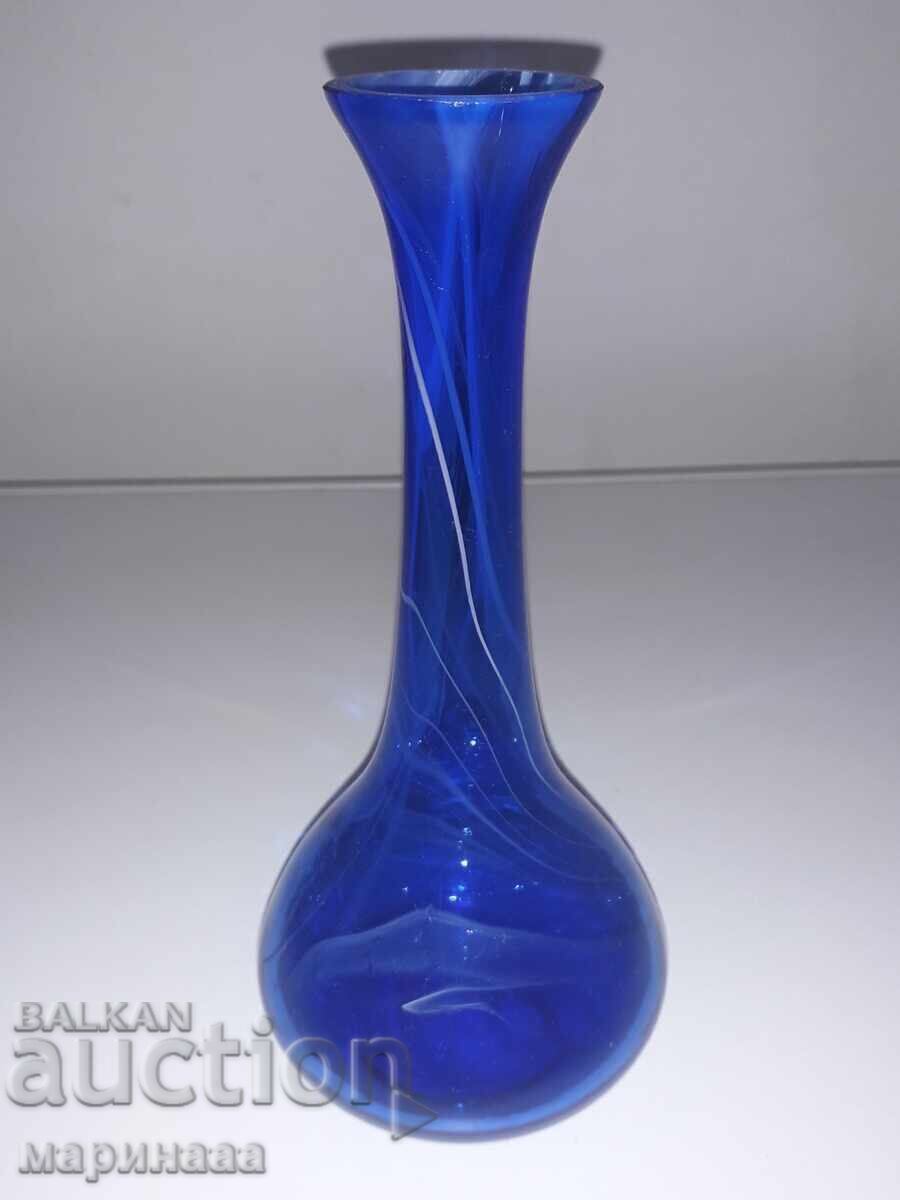 ВАЗА. СИНЬО СТЪКЛО ВАЗА. СИНЬО СТЪКЛО