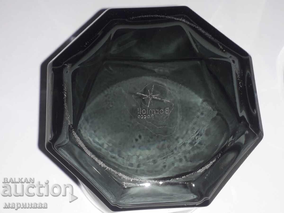 Доставка на 2 ЧАШИ ''BORMIOLI ROCCO''. ТЪМНО СТЪКЛО Доставка на 2 ЧАШИ ''BORMIOLI ROCCO''. ТЪМНО СТЪКЛО