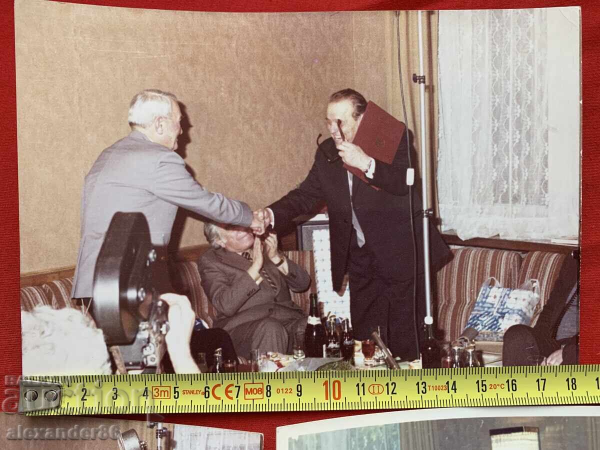 Gen. Zahari Zahariev and Gen. Kiril Kirilov three photos with price 20.00 BGN | € 10.23 Gen. Zahari Zahariev and Gen. Kiril Kirilov three photos with price 20.00 BGN | € 10.23