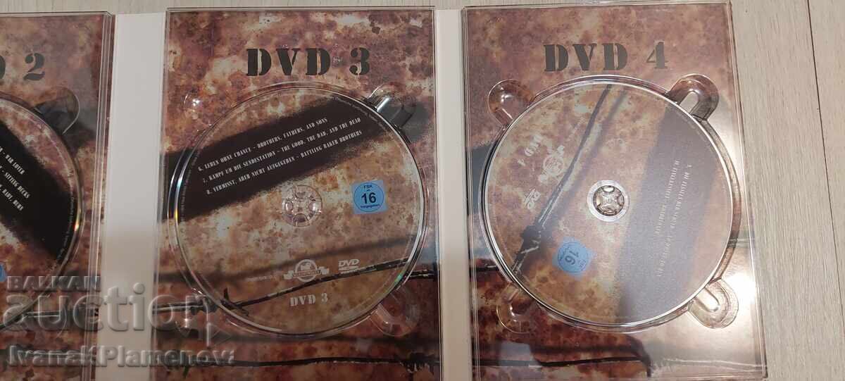 Delivery of DVDs set for connoisseurs Delivery of DVDs set for connoisseurs