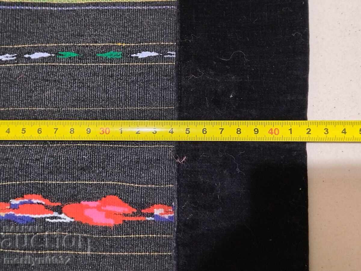 Παράδοση Παλιά υφαντή, κεντητή και κεντητή ποδιά, φορεσιά, σουκμάν Παράδοση Παλιά υφαντή, κεντητή και κεντητή ποδιά, φορεσιά, σουκμάν