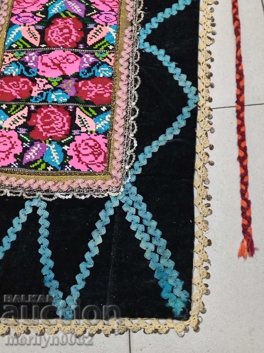 Auction Old woven, embroidered and embroidered apron, costume, sukman Auction Old woven, embroidered and embroidered apron, costume, sukman