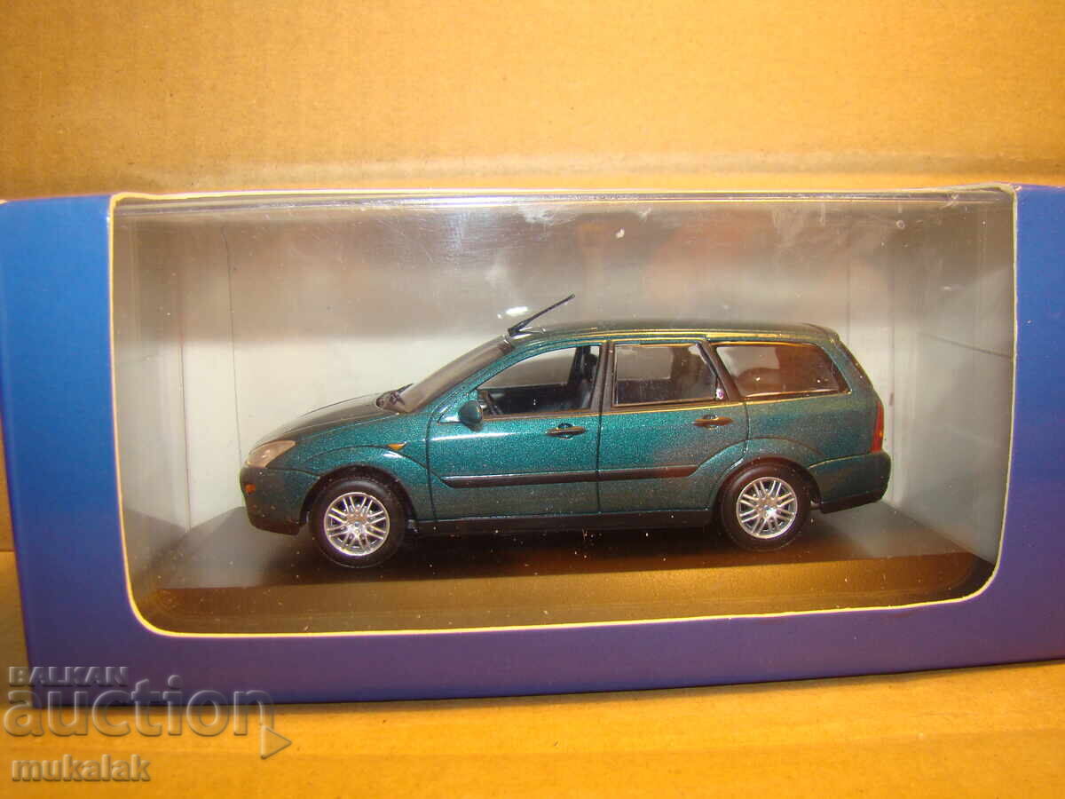 1:43 PAULS MODEL/MINICHAMPS FORD FOCUS CAR MODEL