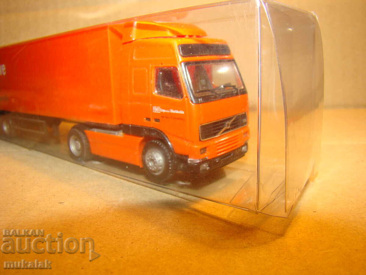 HERPA?? H0 1/87 VOLVO FH 12 ВЛЕКАЧ КАМИОН МОДЕЛ ИГРАЧКА - 6 HERPA?? H0 1/87 VOLVO FH 12 ВЛЕКАЧ КАМИОН МОДЕЛ ИГРАЧКА - 6