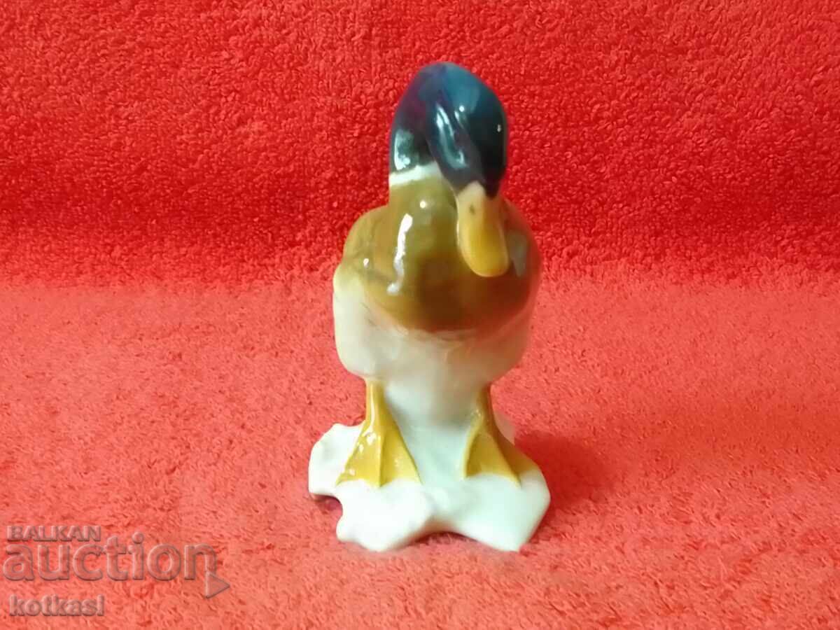 Old Colorful Porcelain Duck Figurine Hutschenreuther with price 235.50 BGN | € 120.41 Old Colorful Porcelain Duck Figurine Hutschenreuther with price 235.50 BGN | € 120.41