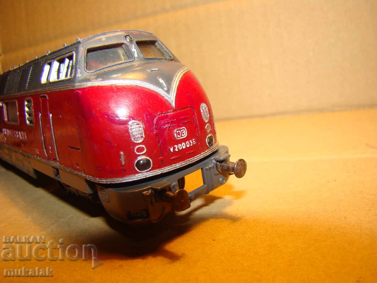 Auction FLEISCHMANN H0 1/87 RAILWAY CAR LOCOMOTIVE MODEL TOY Auction FLEISCHMANN H0 1/87 RAILWAY CAR LOCOMOTIVE MODEL TOY