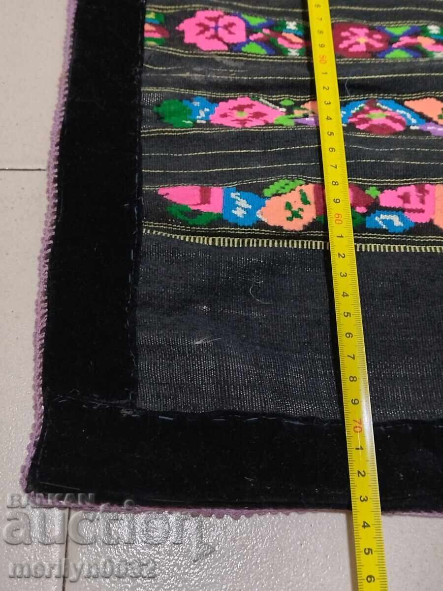 Delivery of Old woven, embroidered and embroidered apron, costume, sukman