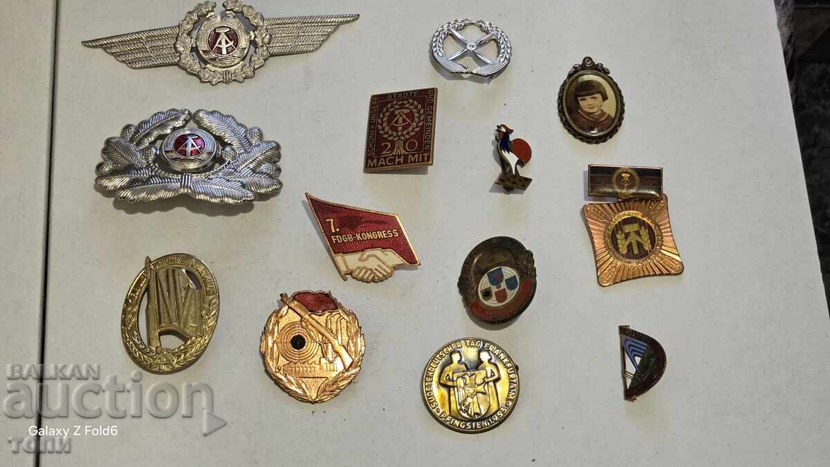 LOT OF BADGES GERMANY GDR ROW B Z C !!!!!