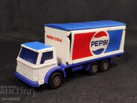 OLD RETRO METAL TRUCK PEPSI MATCHBOX KING SIZE