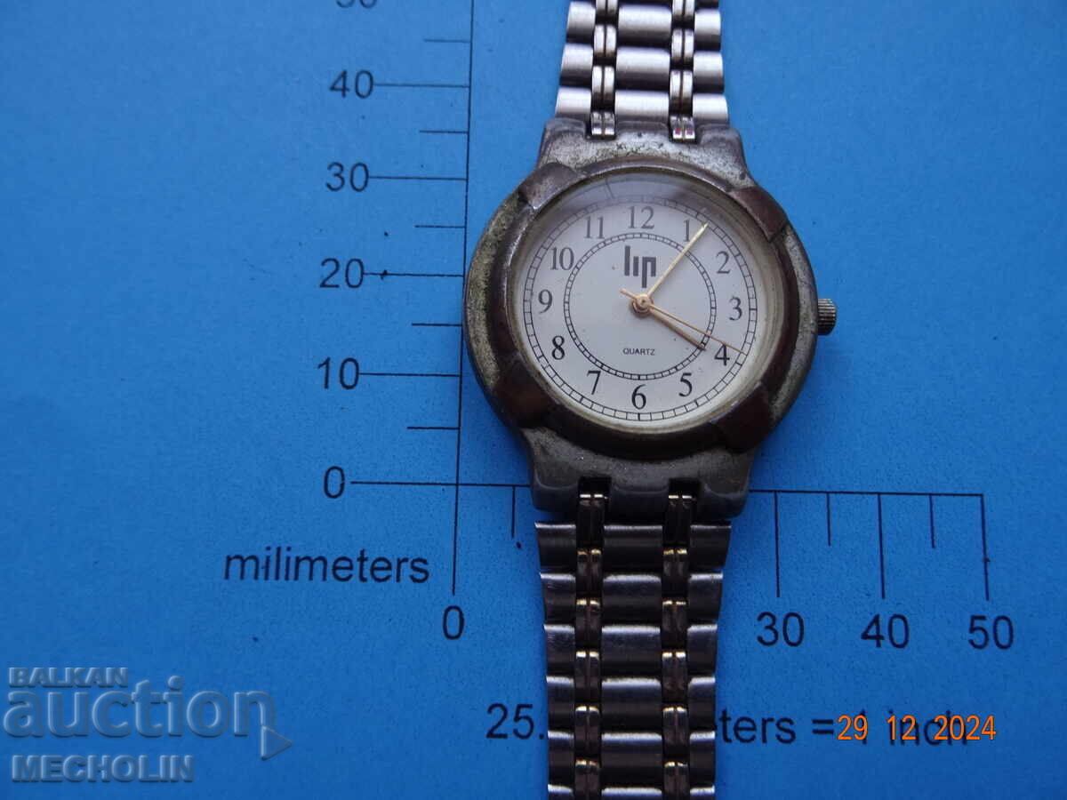 QUARTZ WATCH LIP with price 10.00 BGN | € 5.11 QUARTZ WATCH LIP with price 10.00 BGN | € 5.11