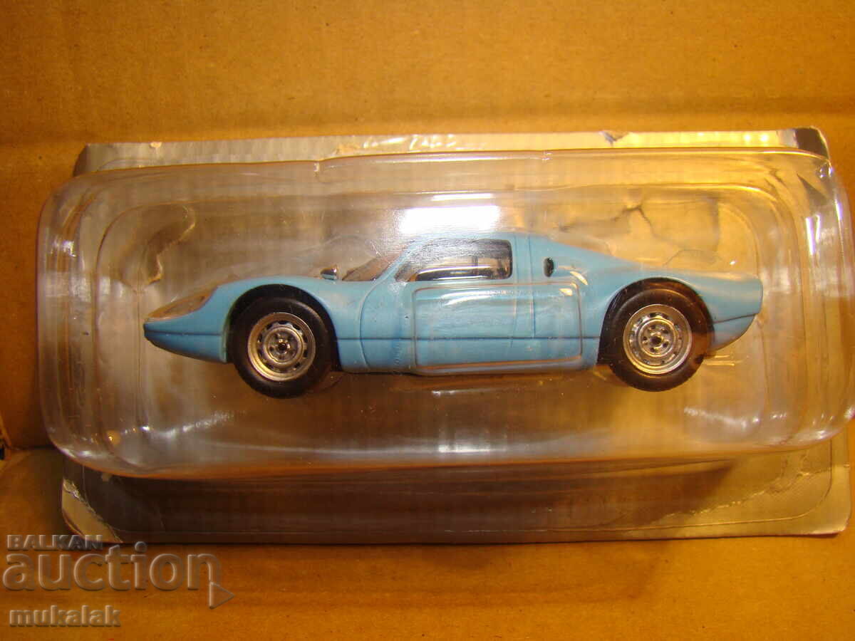 Delivery of 1/43 PORSCHE MODEL CAR TOY Delivery of 1/43 PORSCHE MODEL CAR TOY