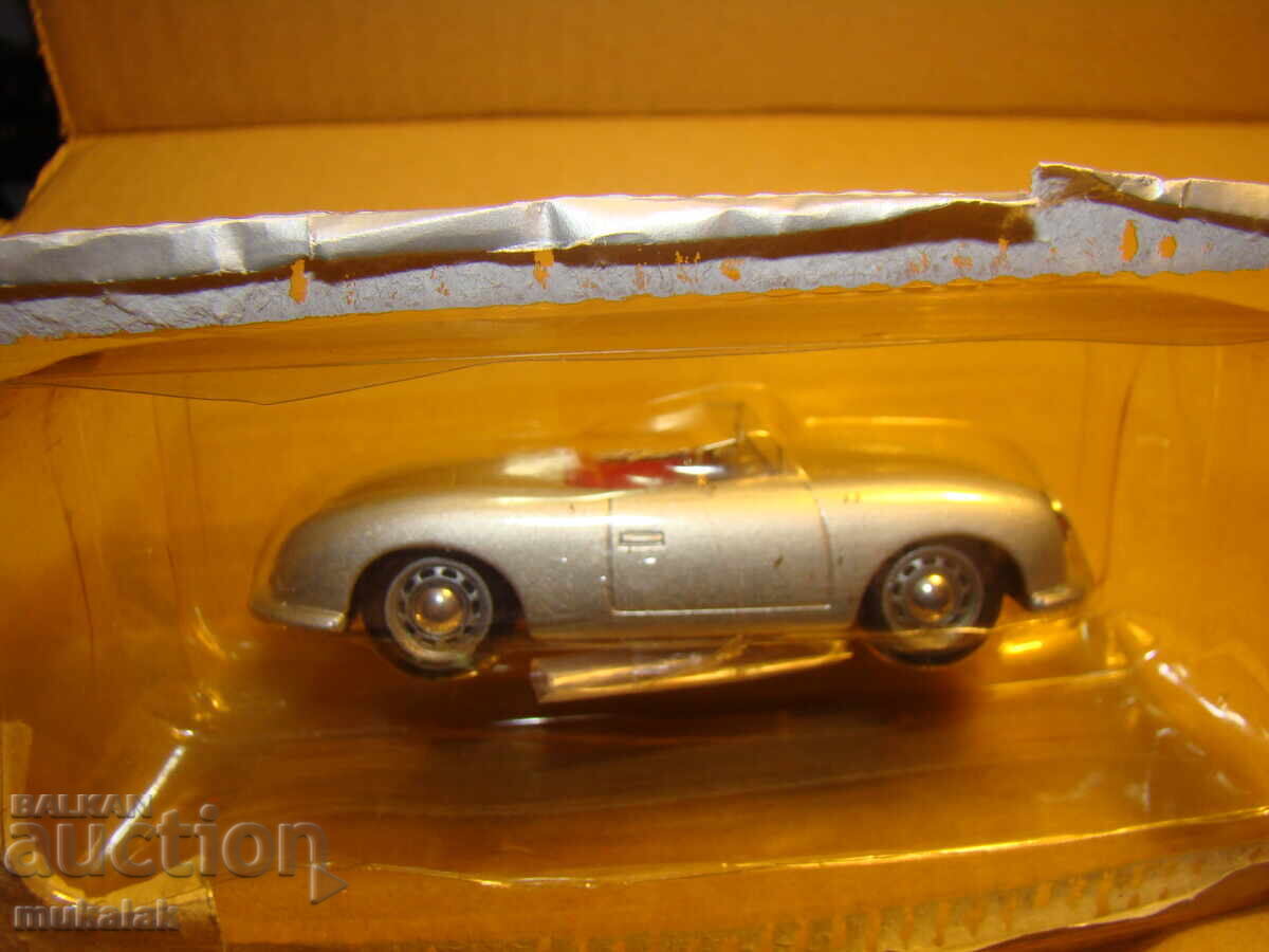 1/43 PORSCHE MODEL CAR TOY - 6