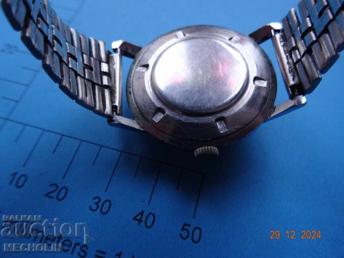 Delivery of COLLECTOR'S WATCH FLIGHT KIROVA SATELLITE 16 K