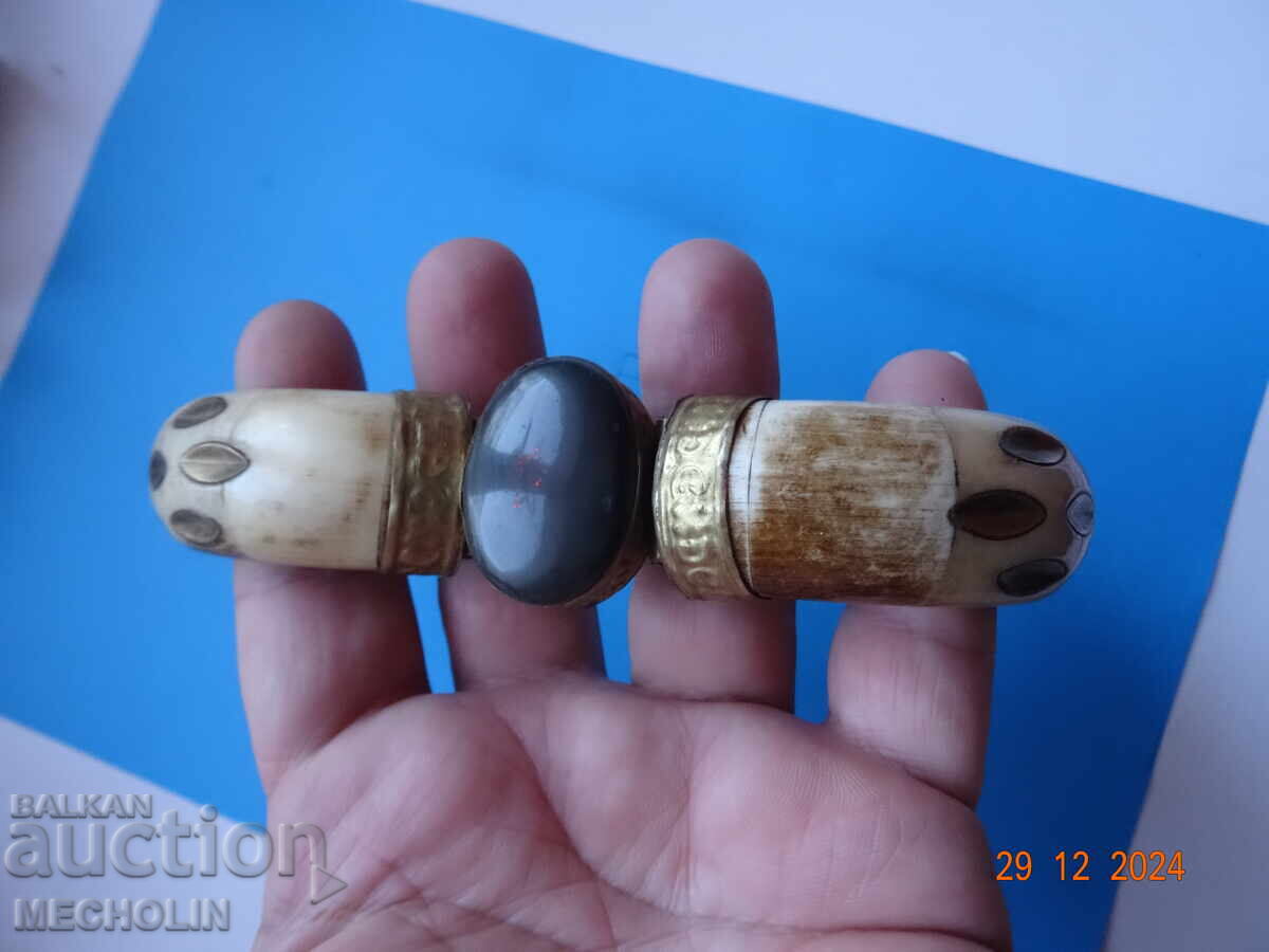 COLLECTORS' BRACELET - 6 COLLECTORS' BRACELET - 6