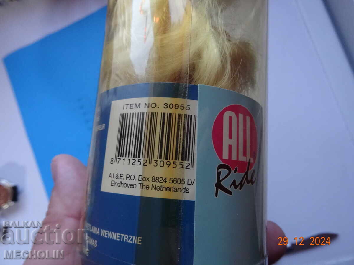 COLLECTOR'S PRIZE WOMAN - 6 COLLECTOR'S PRIZE WOMAN - 6