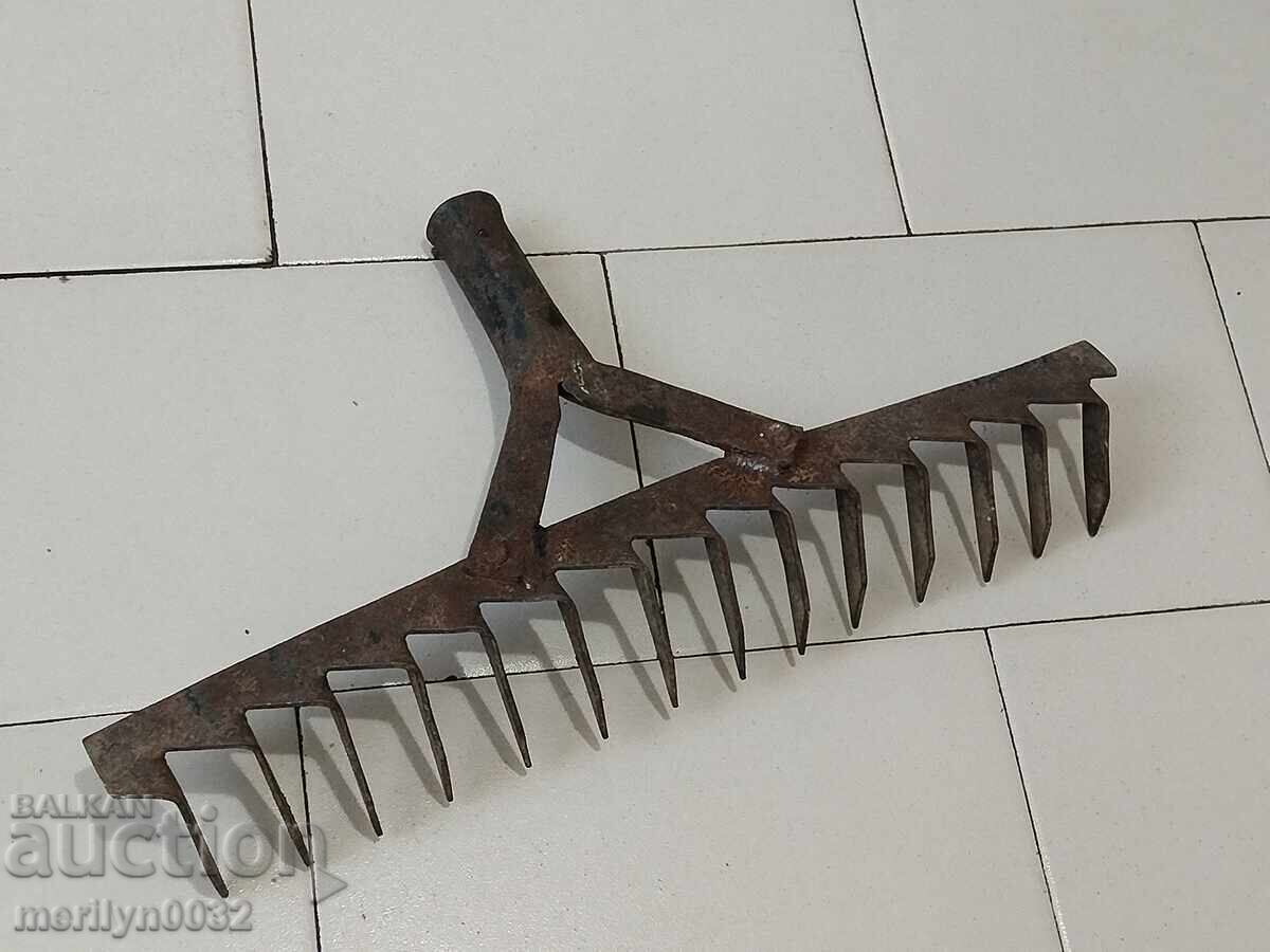 Auction  Hand forged grappa, wrought iron, tool