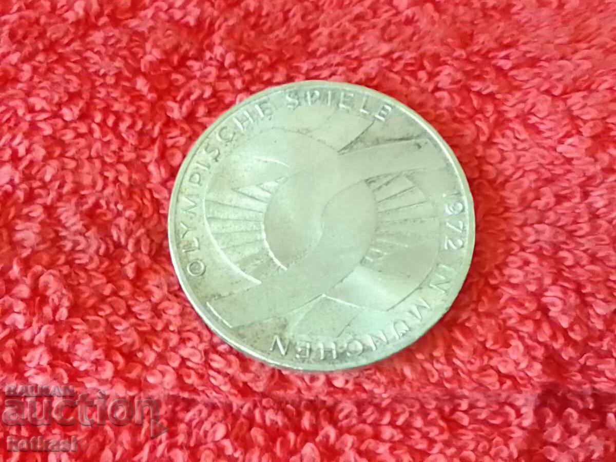 Delivery of Silver coin 10 Mark D Olympics Munich 1972 Germany Delivery of Silver coin 10 Mark D Olympics Munich 1972 Germany