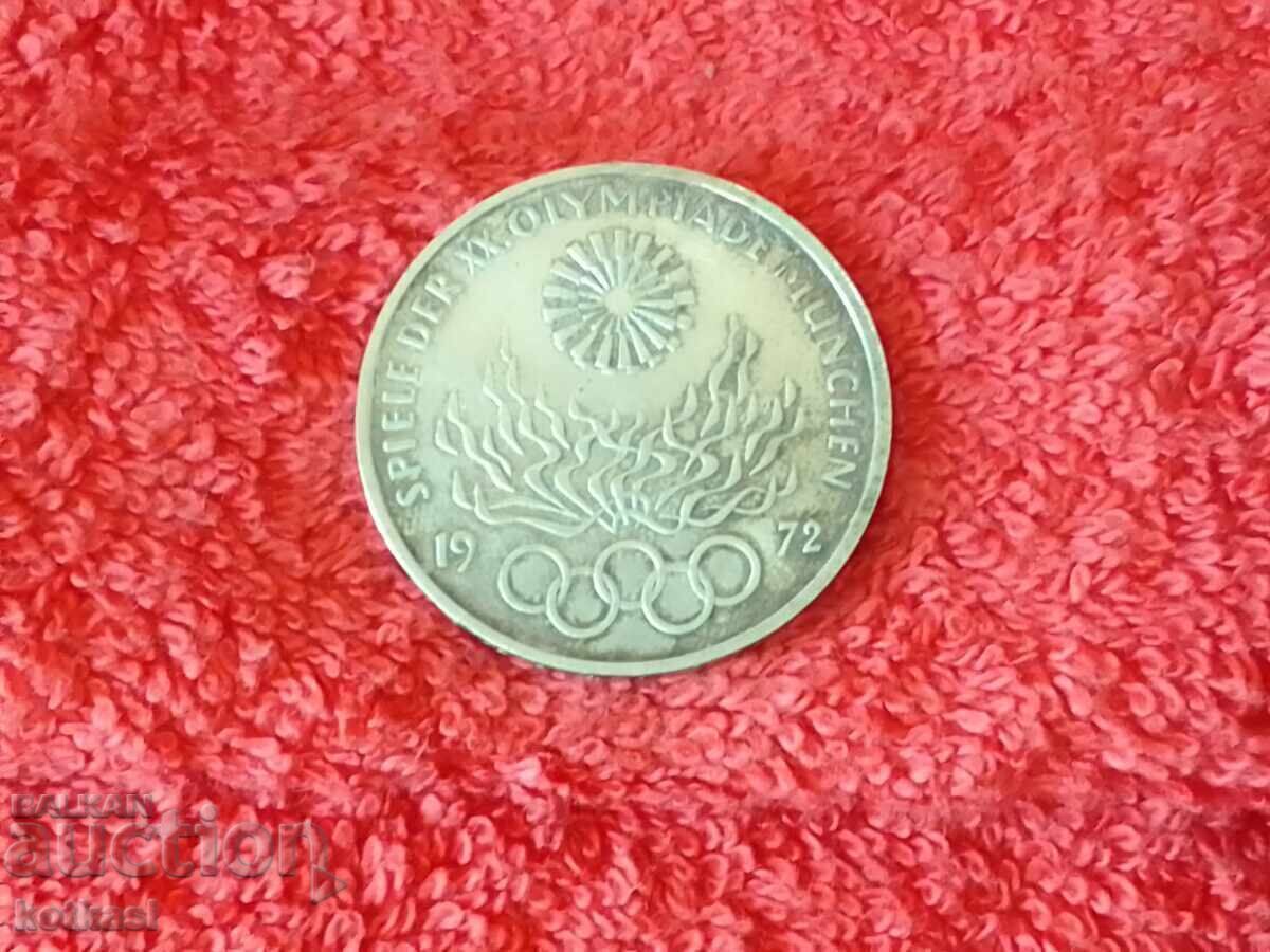 Delivery of Silver coin 10 marks Olympics Munich 1972 Germany Delivery of Silver coin 10 marks Olympics Munich 1972 Germany