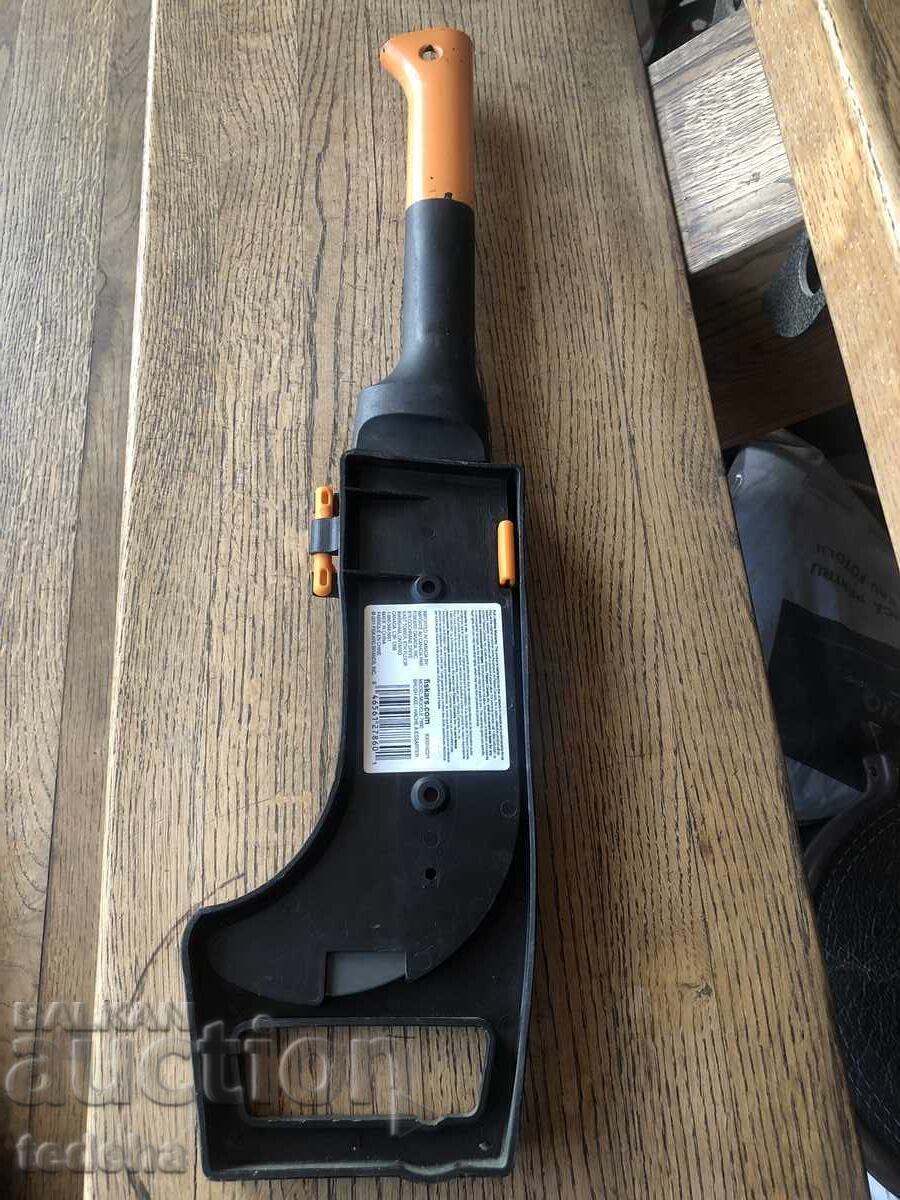 FISKARS AXE EXCELLENT with price 110.00 BGN | € 56.24 FISKARS AXE EXCELLENT with price 110.00 BGN | € 56.24