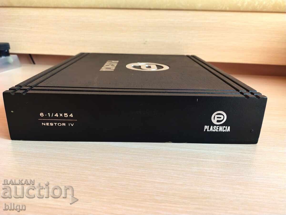 Collector's Box Of Cigars-Plasencia 1865 Alma Fuerte - 6 Collector's Box Of Cigars-Plasencia 1865 Alma Fuerte - 6