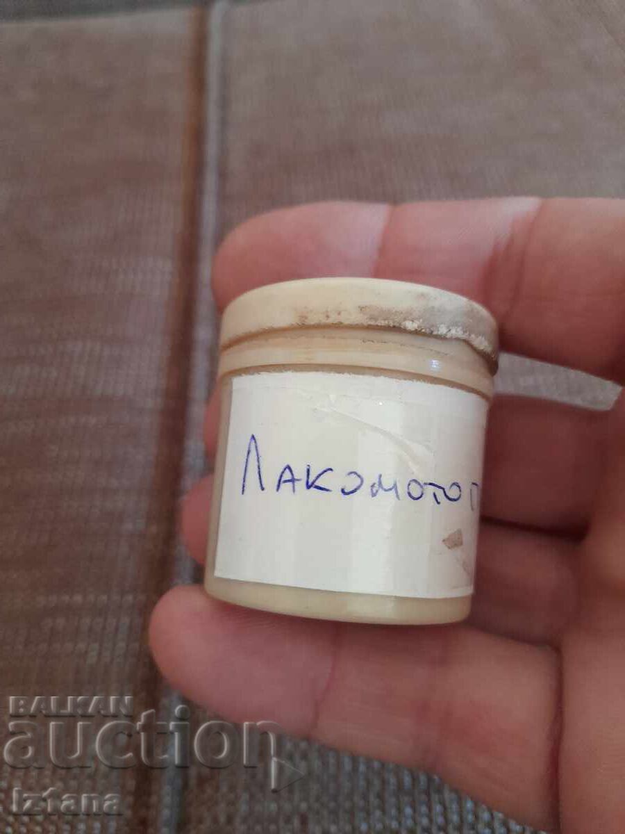 Filmstrip fairy tale, short film The Greedy Chicken with price 16.00 BGN | € 8.18 Filmstrip fairy tale, short film The Greedy Chicken with price 16.00 BGN | € 8.18