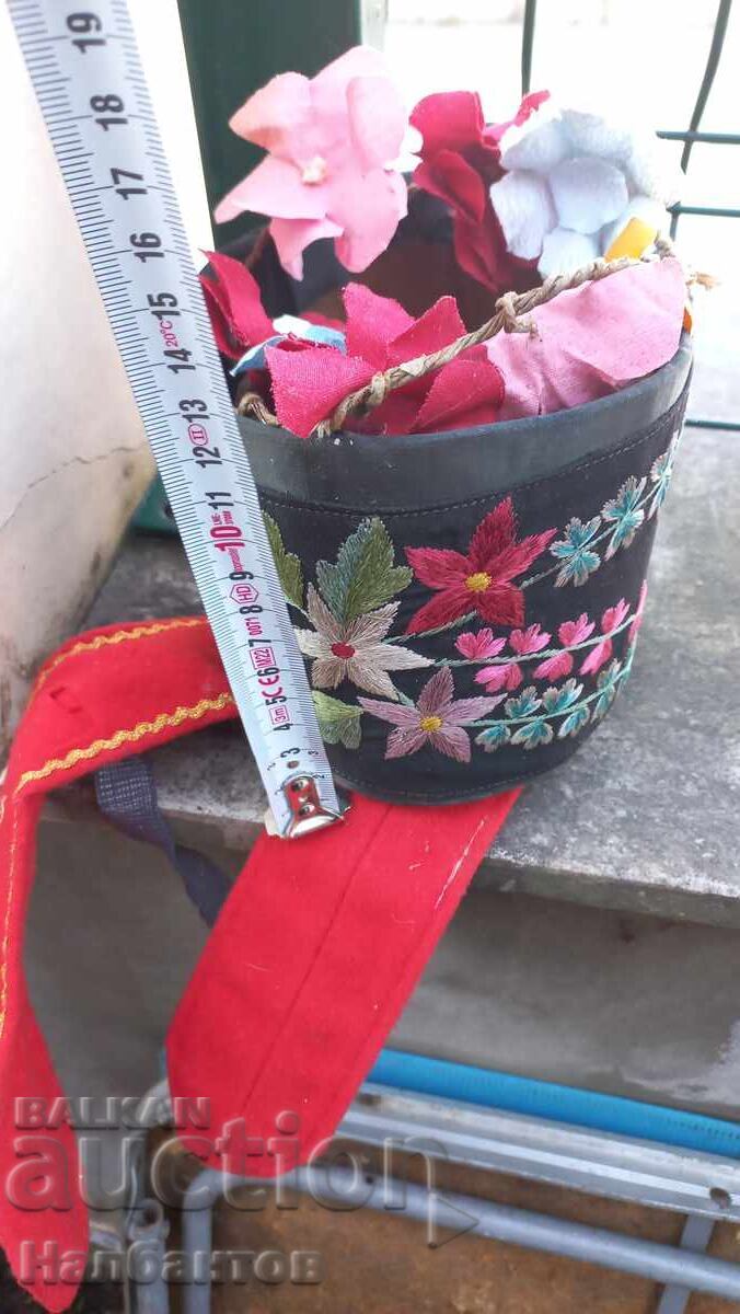 FOLK WOMAN'S HAT KOSICHNIK COSTUME - 7 FOLK WOMAN'S HAT KOSICHNIK COSTUME - 7