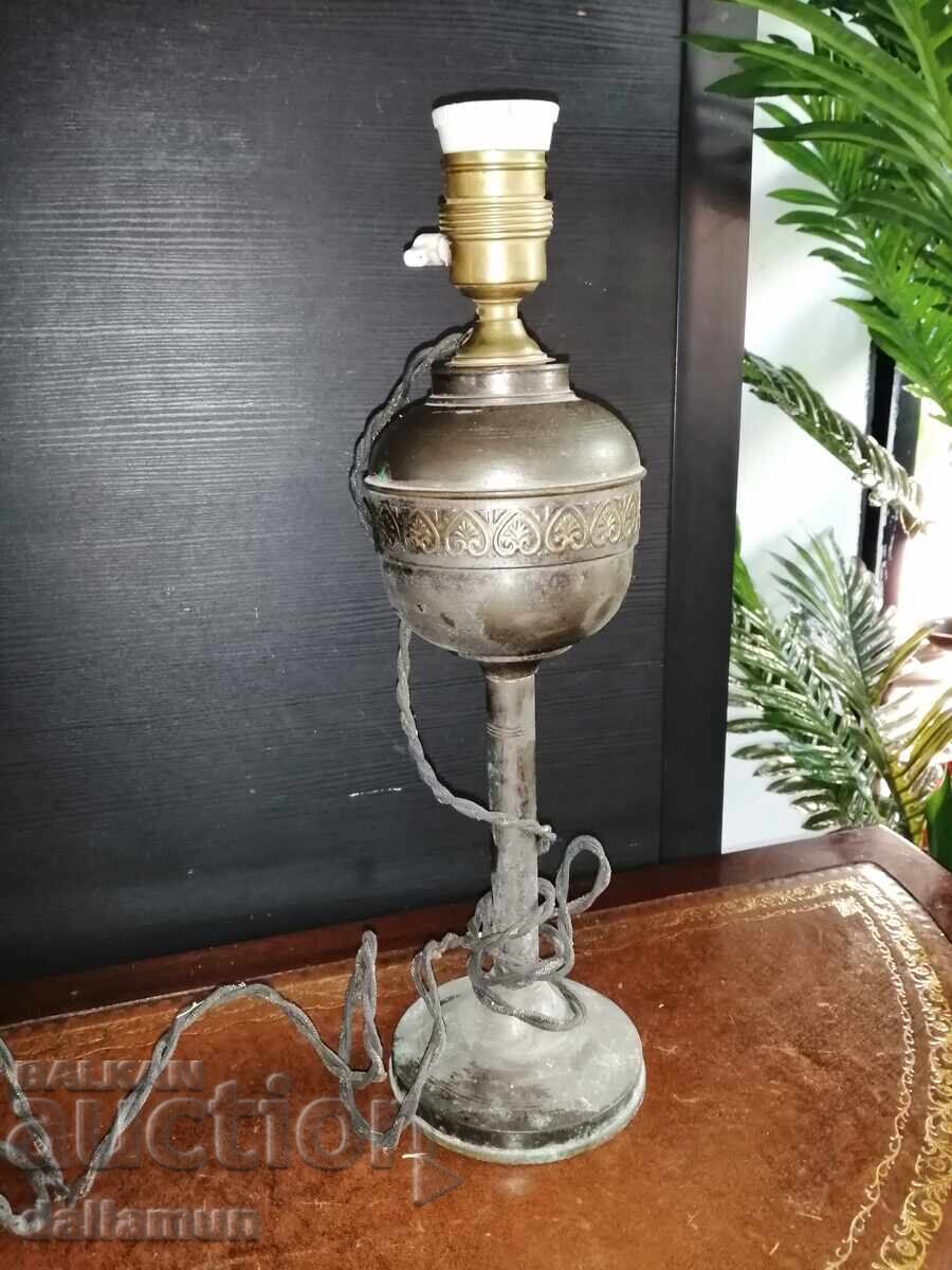 Auction old metal lamp 30 cm Auction old metal lamp 30 cm