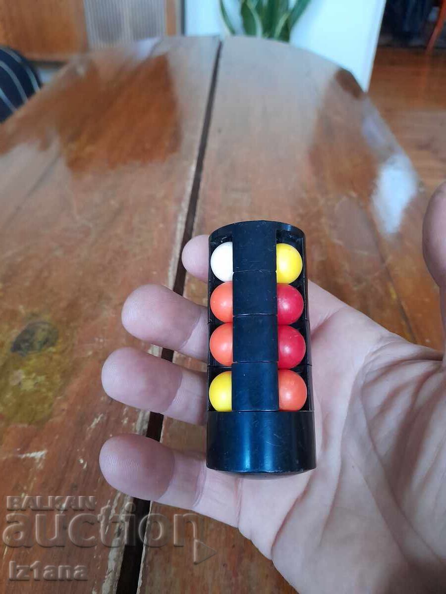 Auction An old sorting toy Auction An old sorting toy